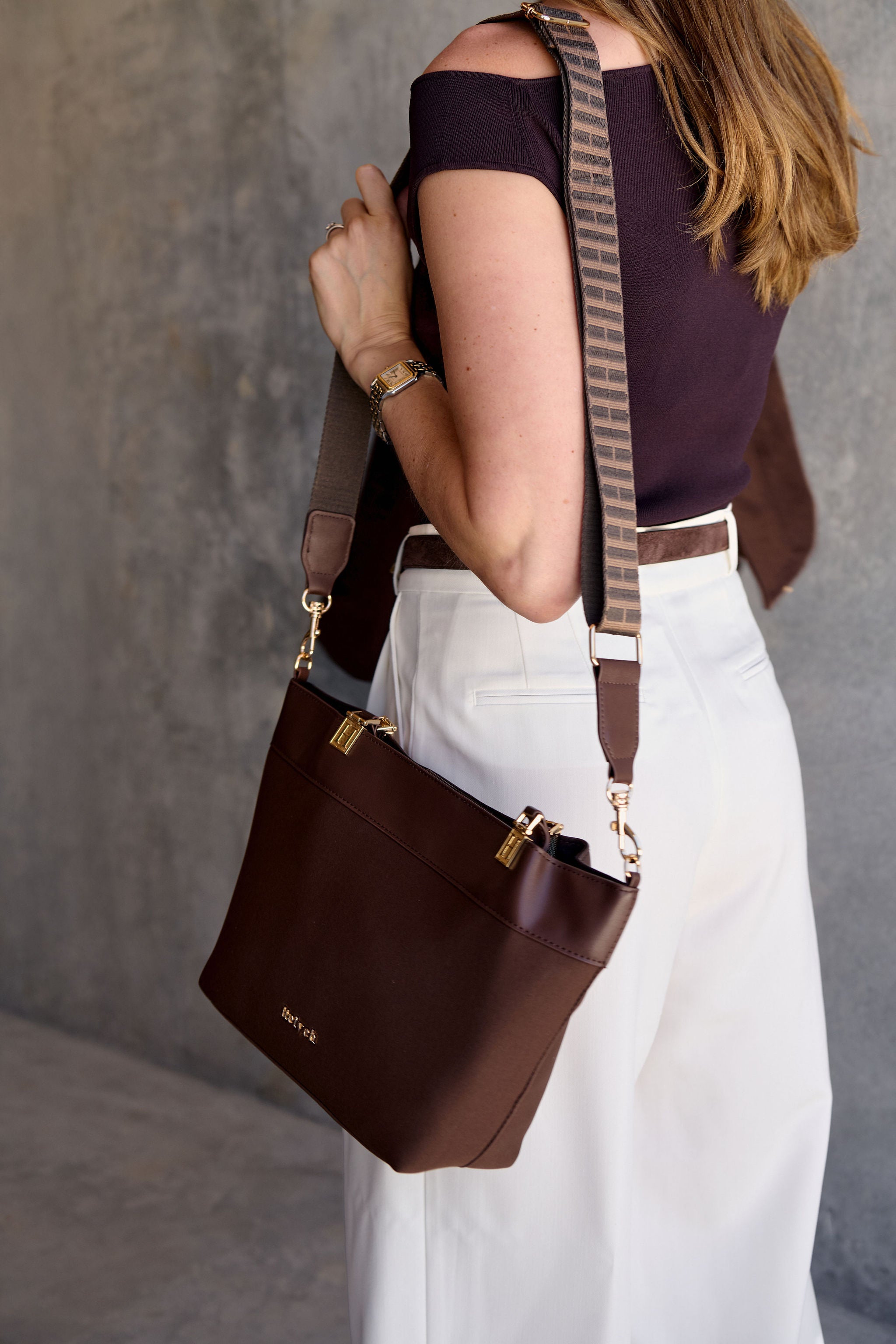 Black Heiych bag lifestyle photo