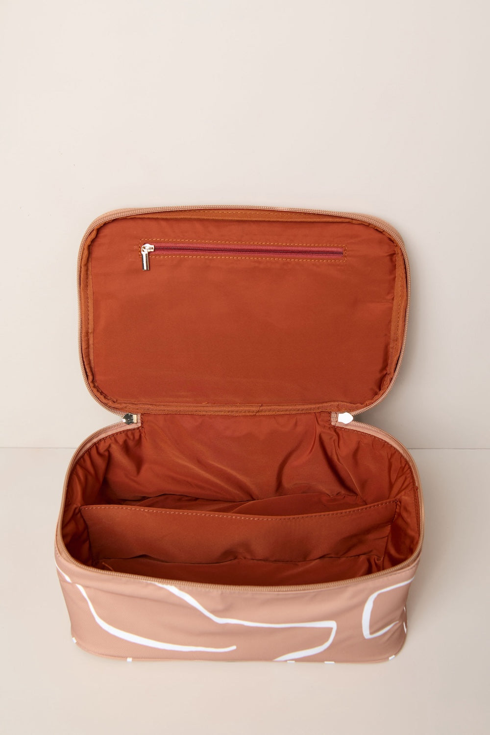 Tan Heiych H-Case bag