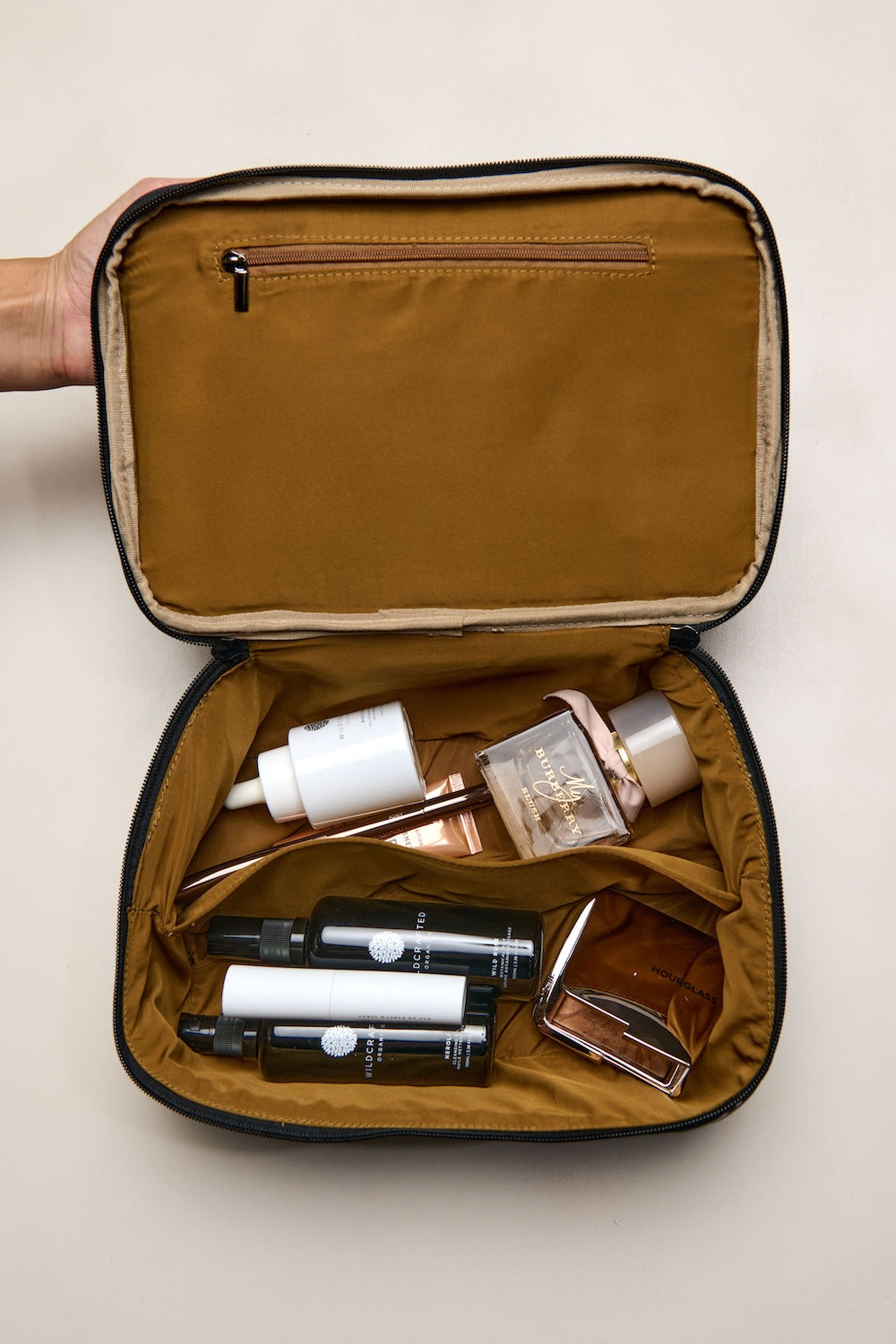 black make up case