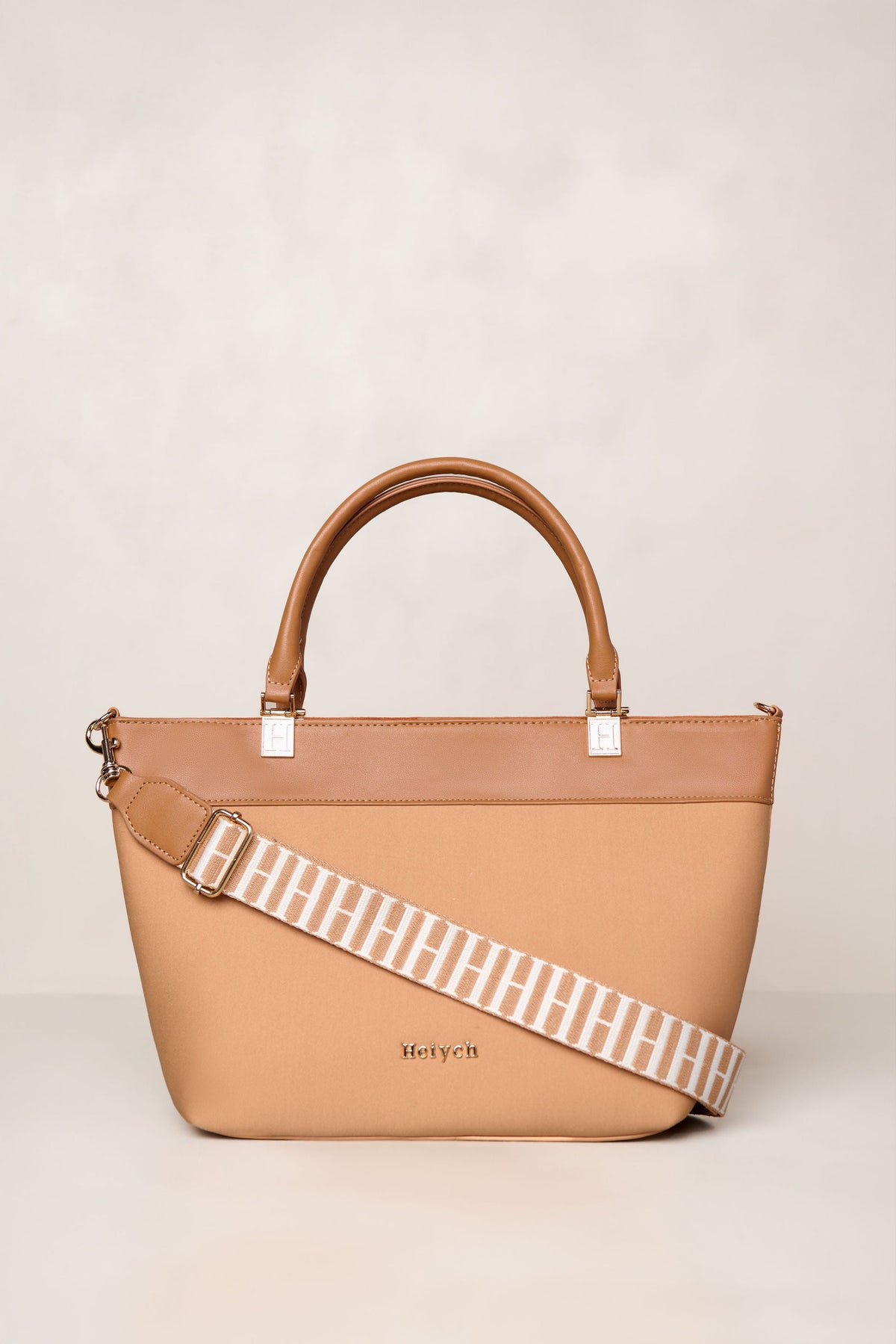 Cognac bundle, Tan H-Connect